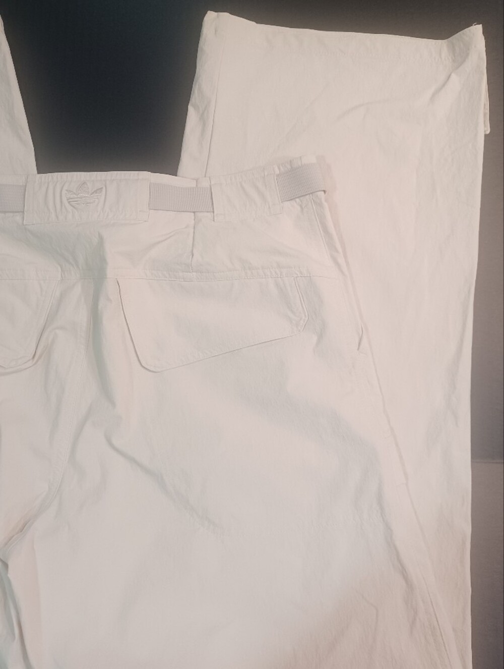 adidas Women's Cream Cargo Pants with Belted Waist Size 4 - Picture 8 of 8